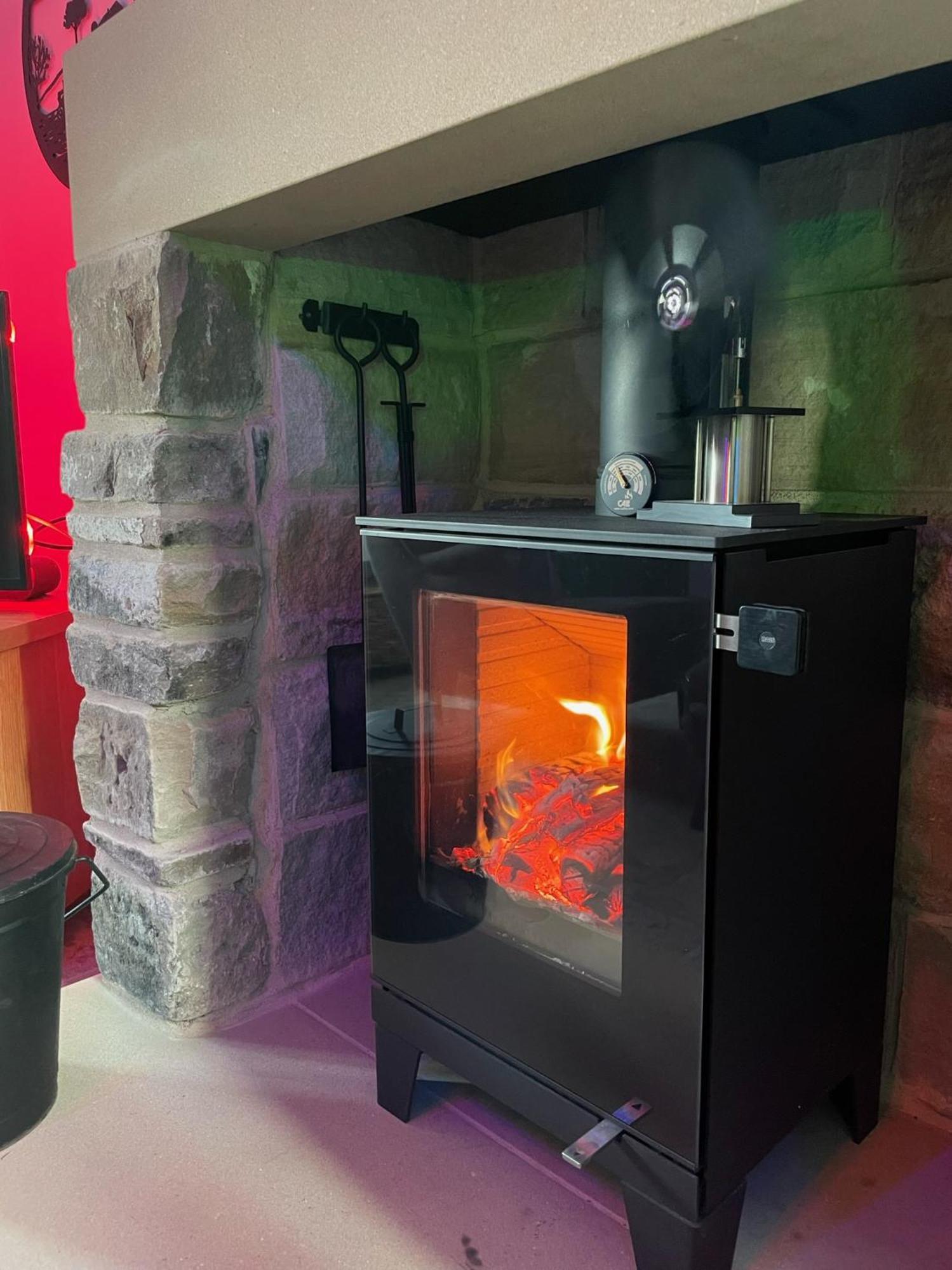Muddy Paws Cottages - The Nook Taddington Esterno foto