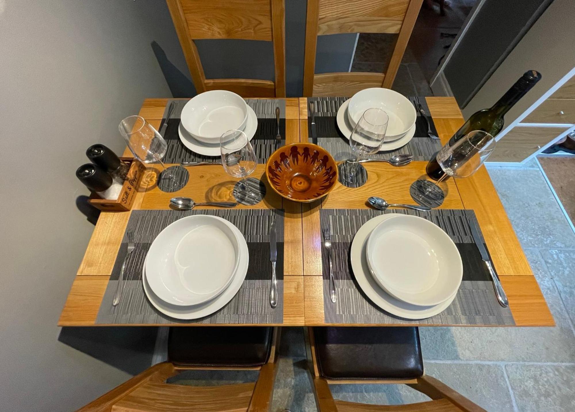 Muddy Paws Cottages - The Nook Taddington Esterno foto